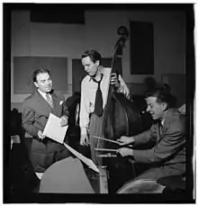 Haggart (center) in New York, 1947