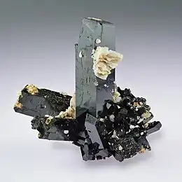 Image 12Aegirine, by Iifar (from Wikipedia:Featured pictures/Sciences/Geology)