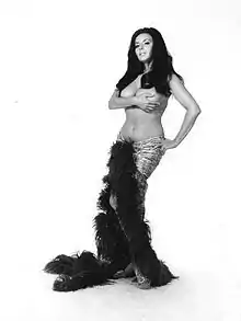 Isabel Sarli, c. 1973, using the handbra technique