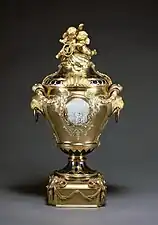 Rococo bucrania on the foot of a potpurri vase, by Jean-Pierre Ador, 1768, multicoloured gold, en plein and basse-taille enamel, Walters Art Museum, Baltimore, US