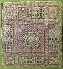 Pis siyabit (headscarf) of the Tausūgs, displayed at the Honolulu Museum of Art.