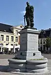 Egmont's statue, market square, Zottegem (bronze)