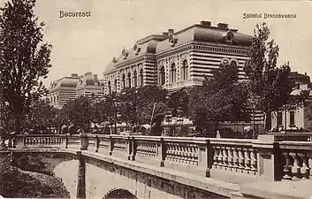 Facade of the new part of the Brâncovenesc Hospital in Piața Unirii, Bucharest, 1880–1890, demolished in 1986, by Karl Benisch